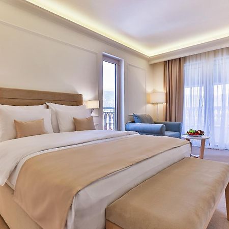 Hotel Crown Будва Экстерьер фото