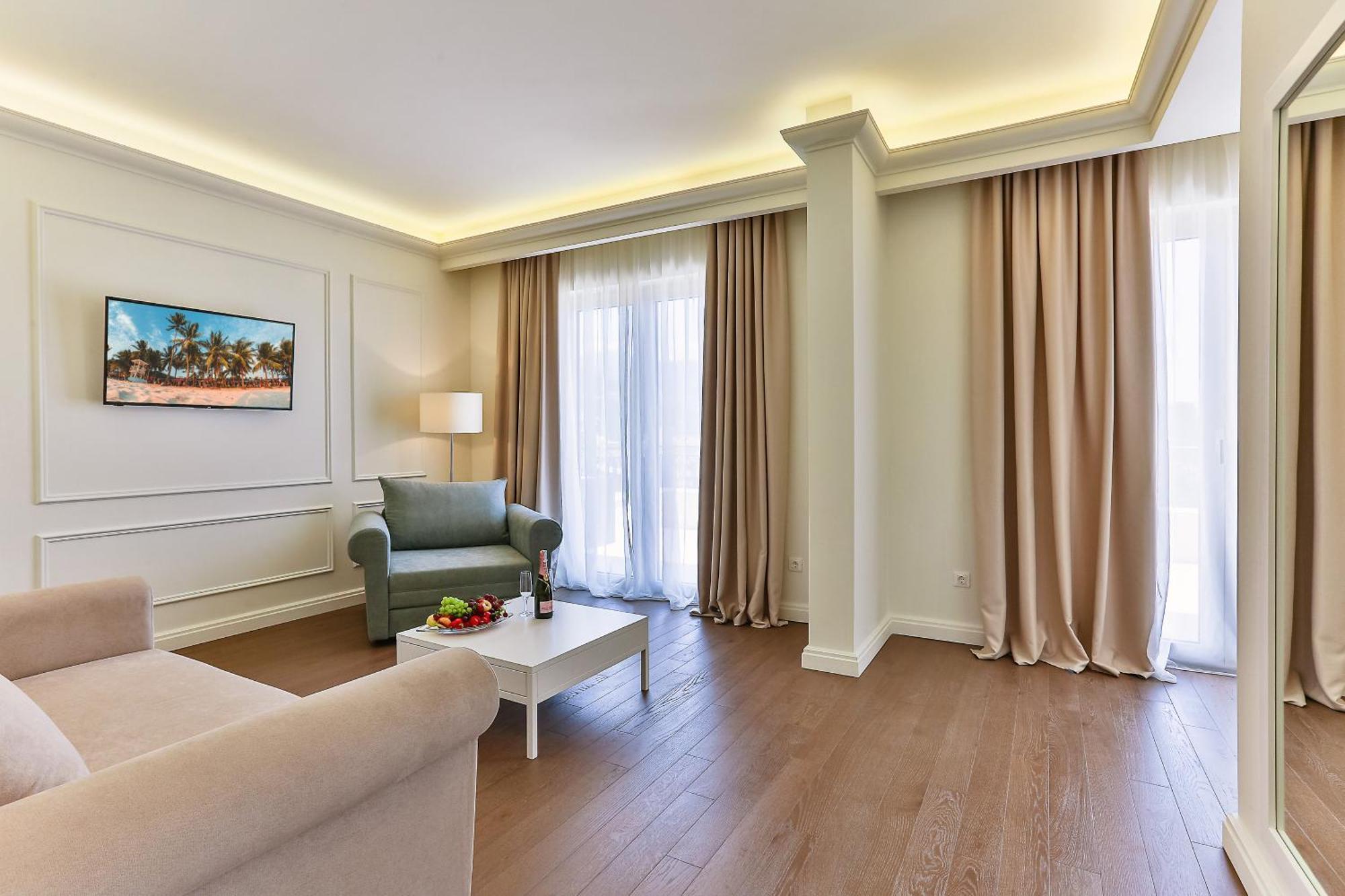Hotel Crown Будва Экстерьер фото